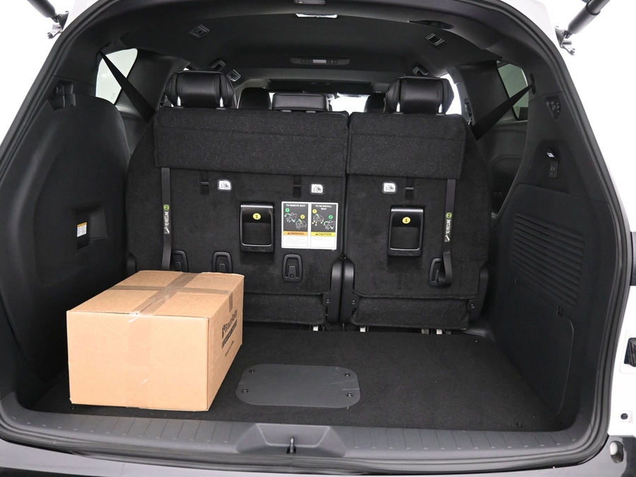 New 2025 Toyota Sienna Hybrid XSE Sport - BraunAbility Side Entry Entry In Floor Automatic Ramp