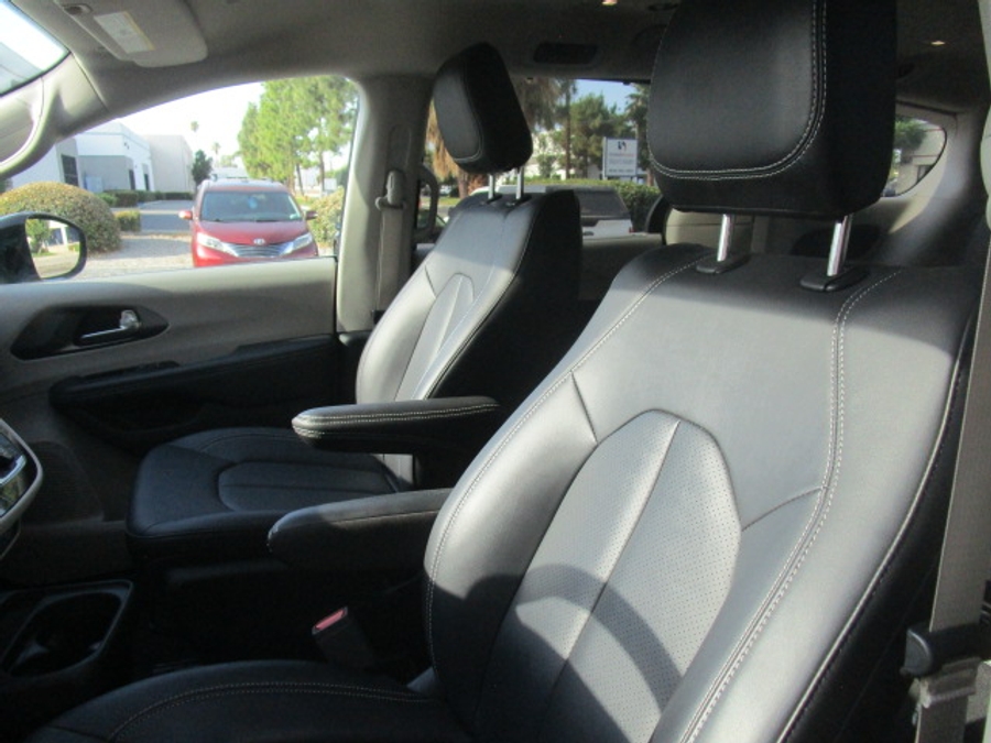 Used 2024 Chrysler Pacifica Touring L - VMI Side Entry In Floor Automatic Ramp