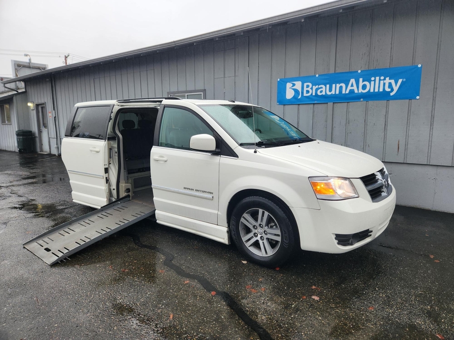 2009 Dodge Grand Caravan SXT's photo