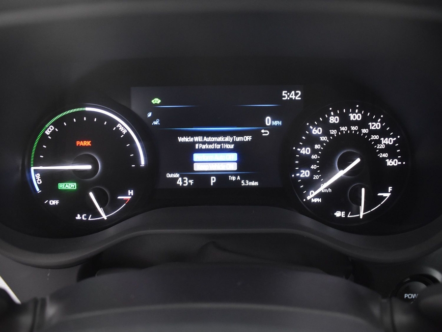 New 2025 Toyota Sienna Hybrid XLE Base - BraunAbility Side Entry Entry In Floor Automatic Ramp