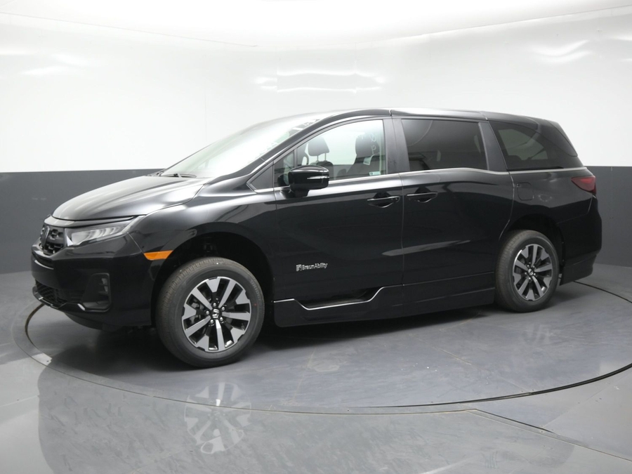 Black Honda Odyssey image number 1