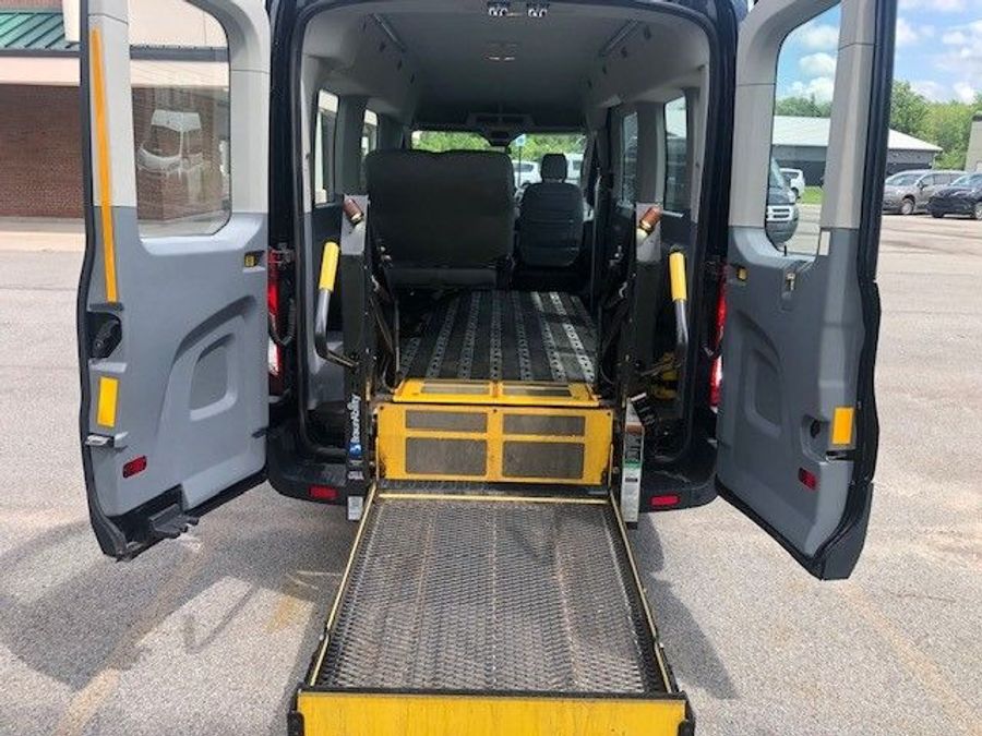 Used 2018 Ford Transit 350 XLT MR - Fenton Mobility Rear Entry Entry Lift Automatic Ramp