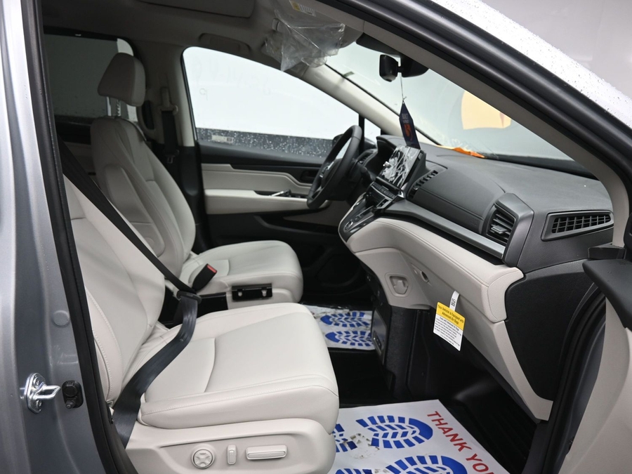 New 2026 Honda Odyssey EX-L - BraunAbility Side Entry Entry In Floor Automatic Ramp
