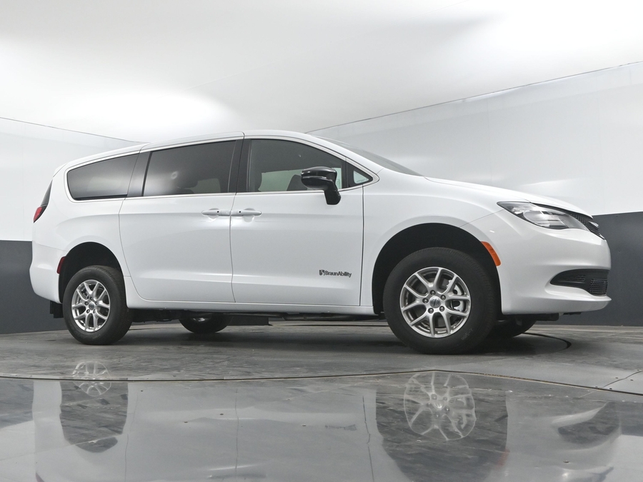Used 2025 Chrysler Voyager LX - BraunAbility Commercial Side Entry Fold Out Manual Ramp
