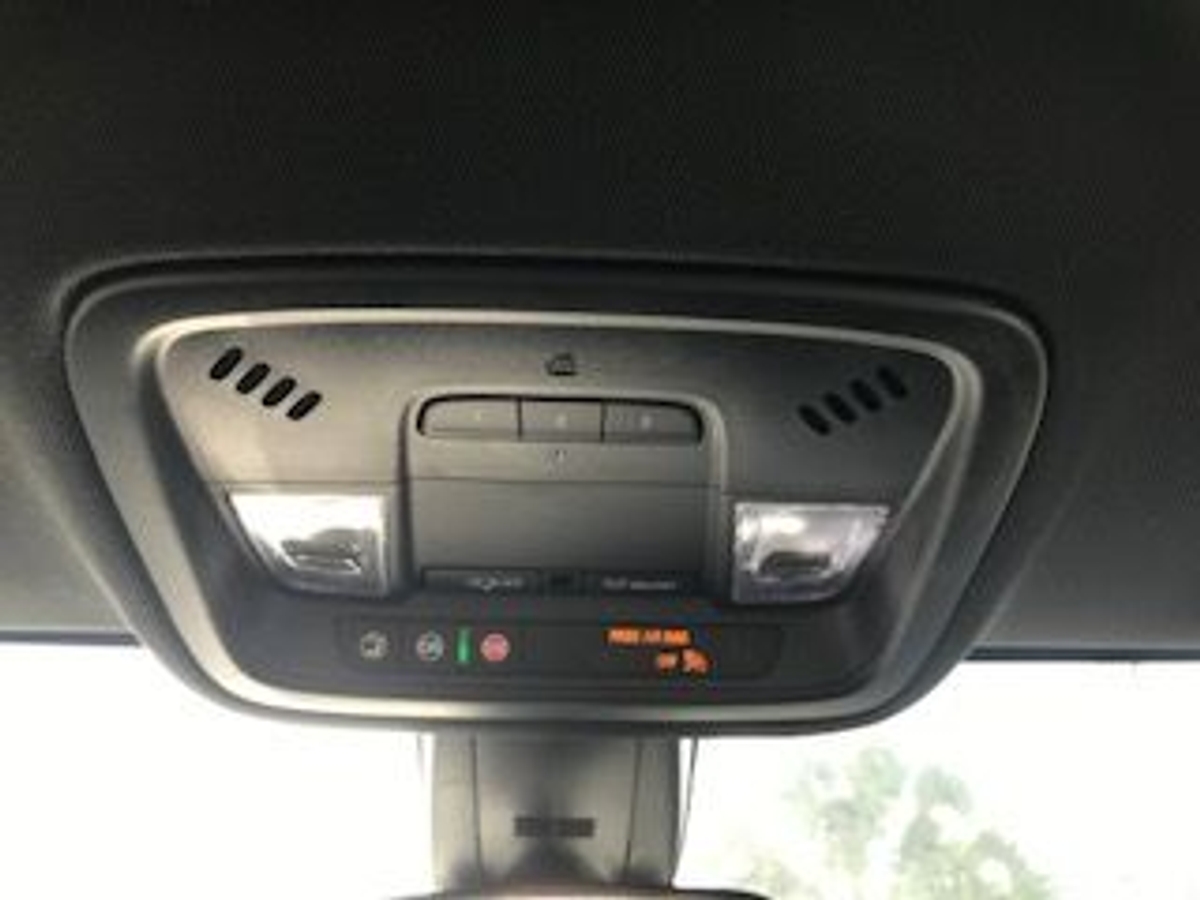 2023 CHEVROLET TRAVERSE - Image 3