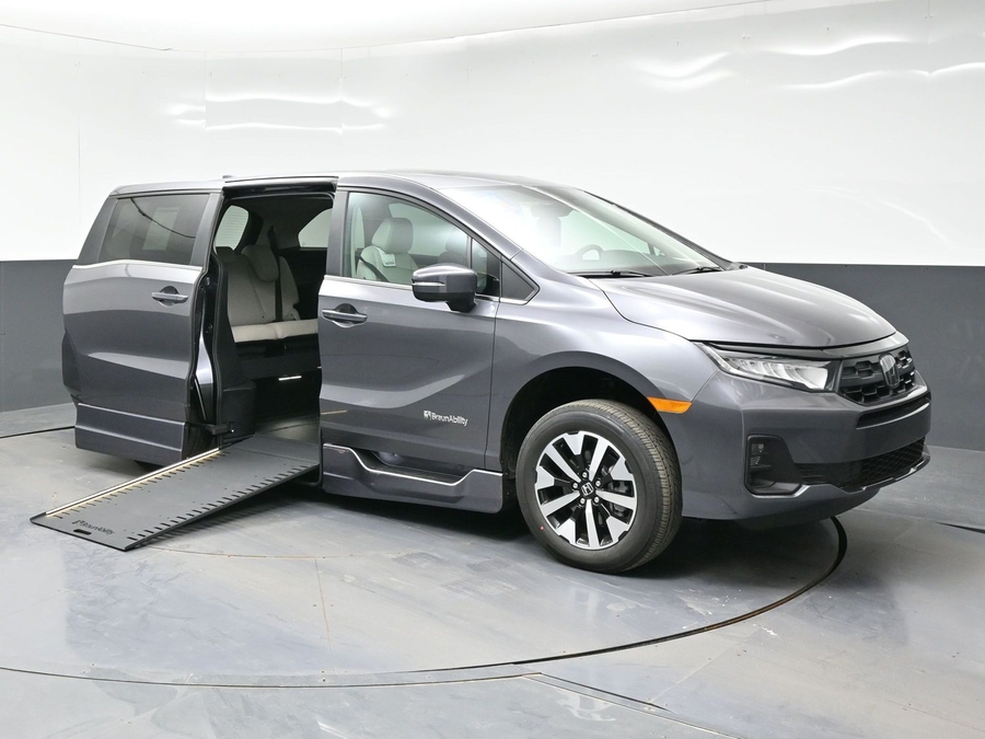Grey Honda Odyssey image number 8