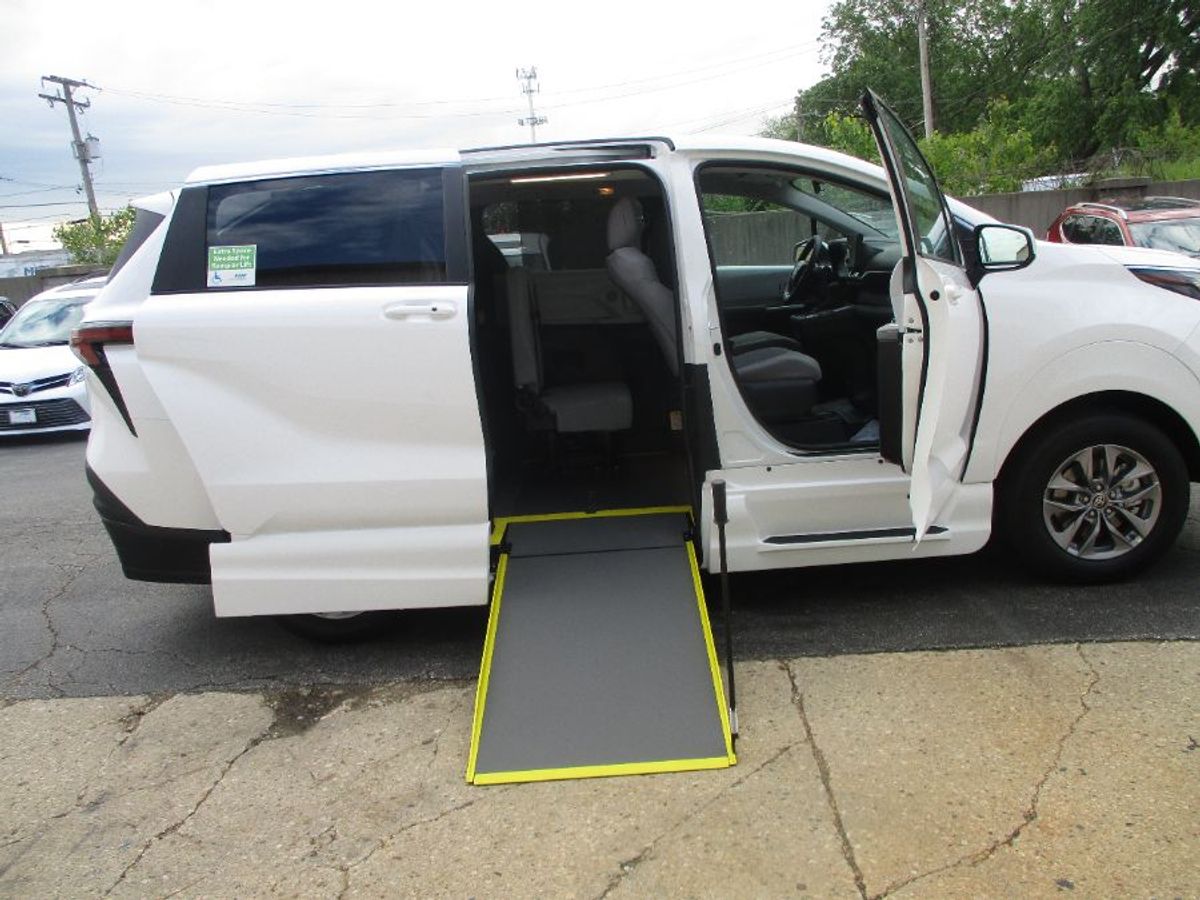 White Toyota Sienna with Side Entry Manual In Floor ramp