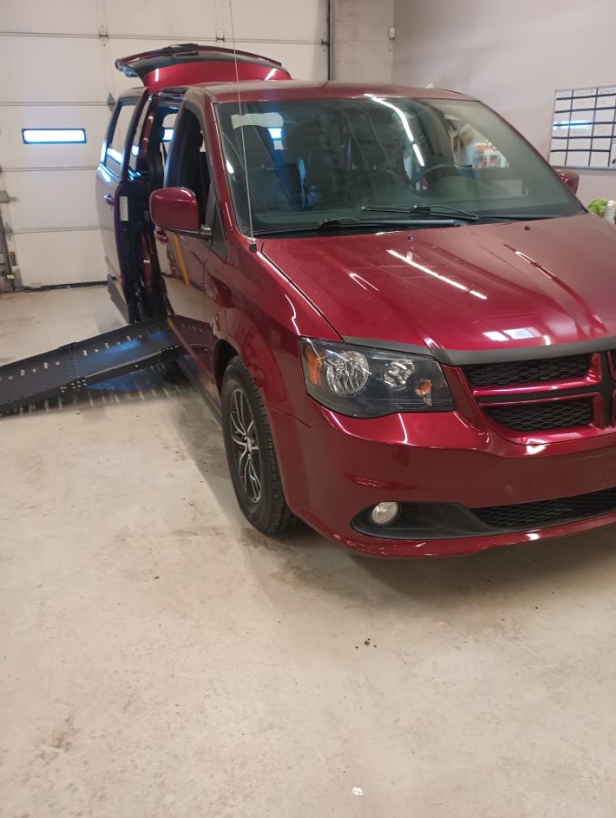 2019 DODGE GRAND CARAVAN - Image 6