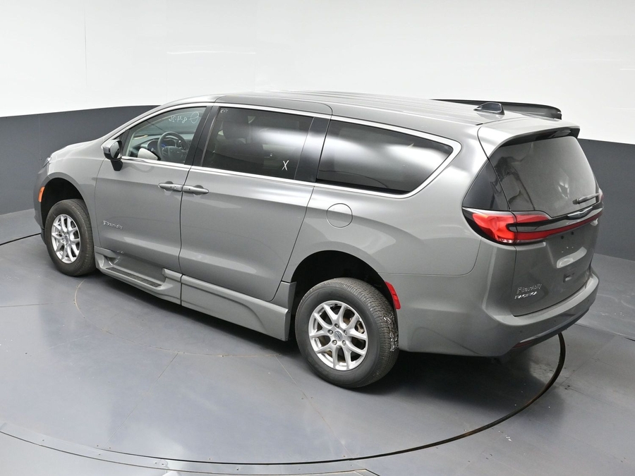 Used 2023 Chrysler Pacifica Touring L - BraunAbility Side Entry Fold Out Automatic Ramp