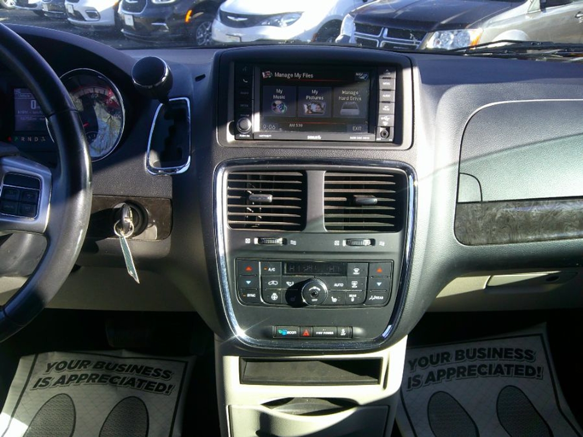 2013 DODGE GRAND CARAVAN - Image 6