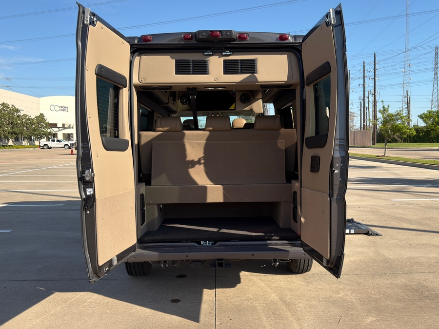 New 2025 Ram ProMaster 2500 159" WB HR -  Side Entry Entry Lift Automatic Ramp