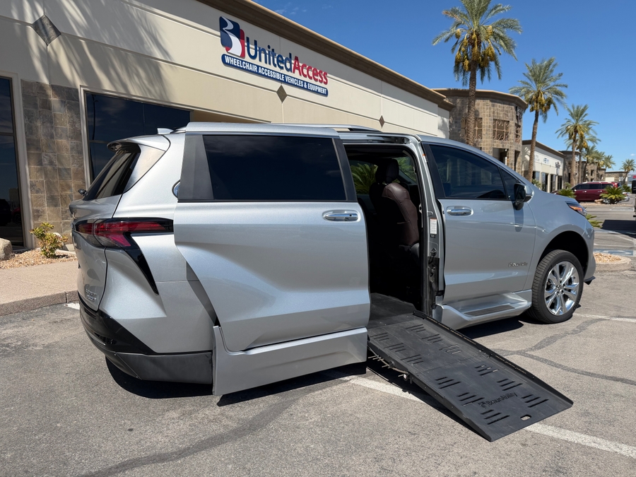 Used 2024 Toyota Sienna Hybrid Platinum - BraunAbility Side Entry Fold Out Automatic Ramp
