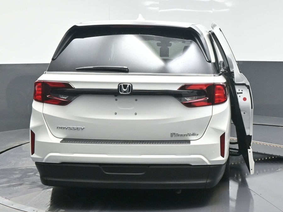 New 2026 Honda Odyssey EX-L - BraunAbility Side Entry Entry In Floor Automatic Ramp