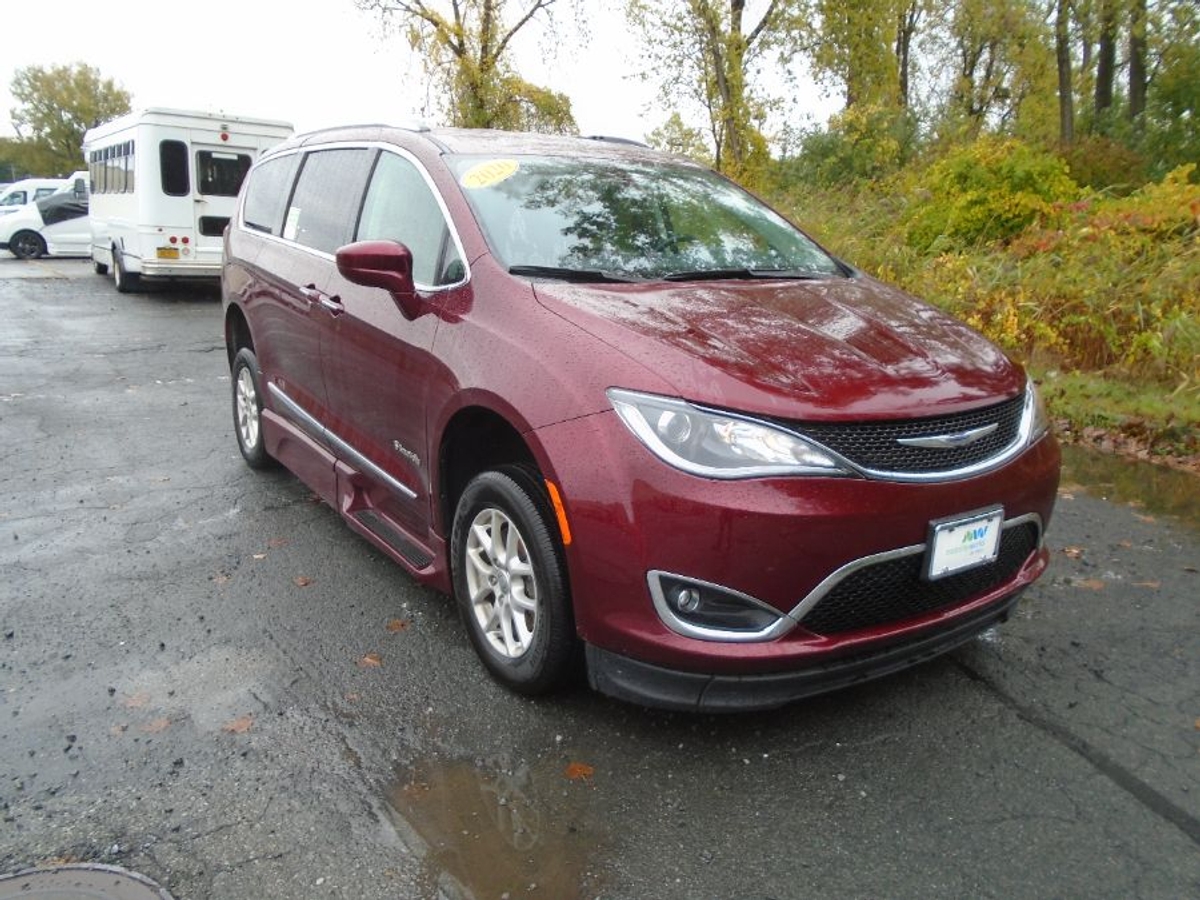 2020 CHRYSLER PACIFICA - Image 11