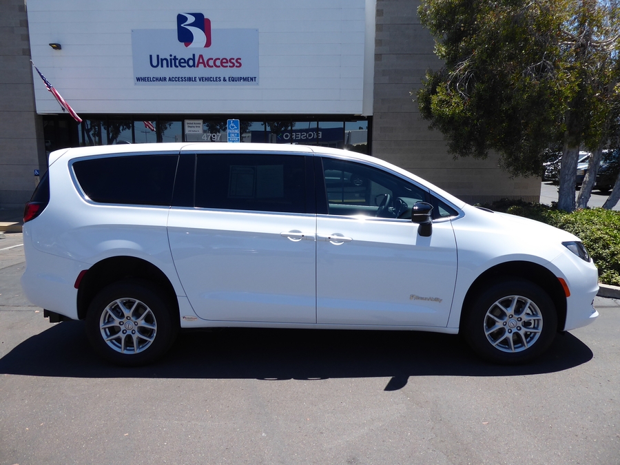 New 2026 Chrysler Voyager LX - BraunAbility Commercial Rear Entry Fold Out Manual Ramp