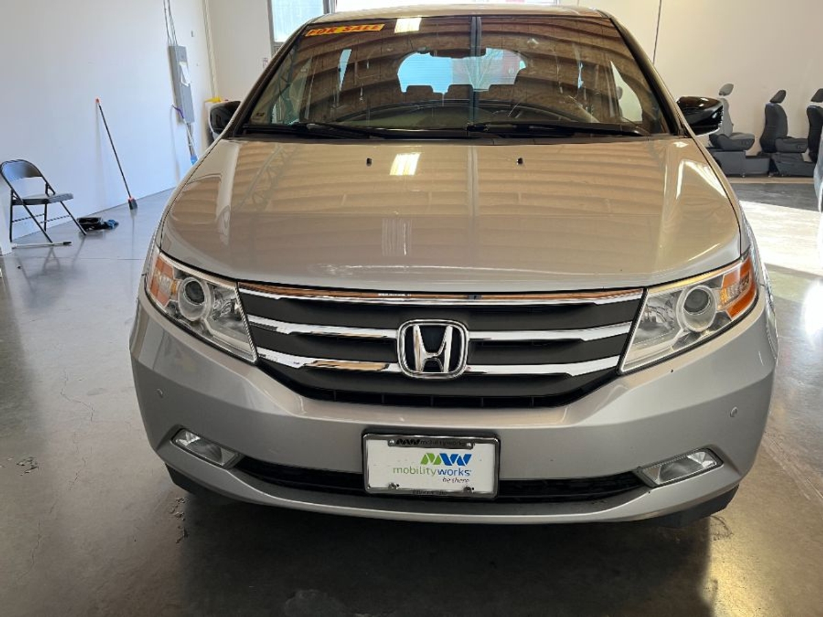 2012 HONDA ODYSSEY - Image 2