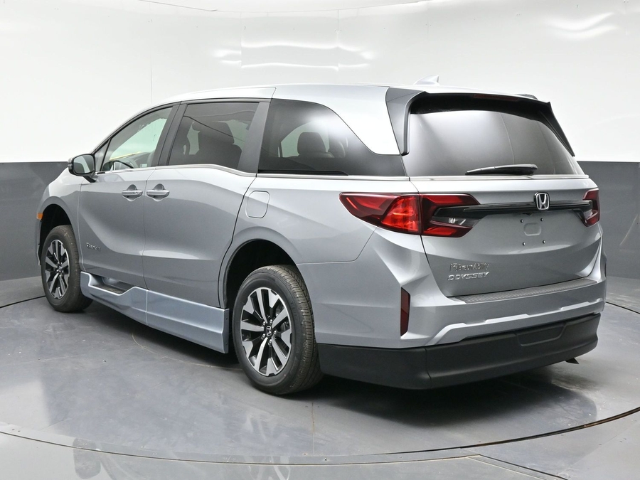 New 2026 Honda Odyssey EX-L - BraunAbility Side Entry In Floor Automatic Ramp