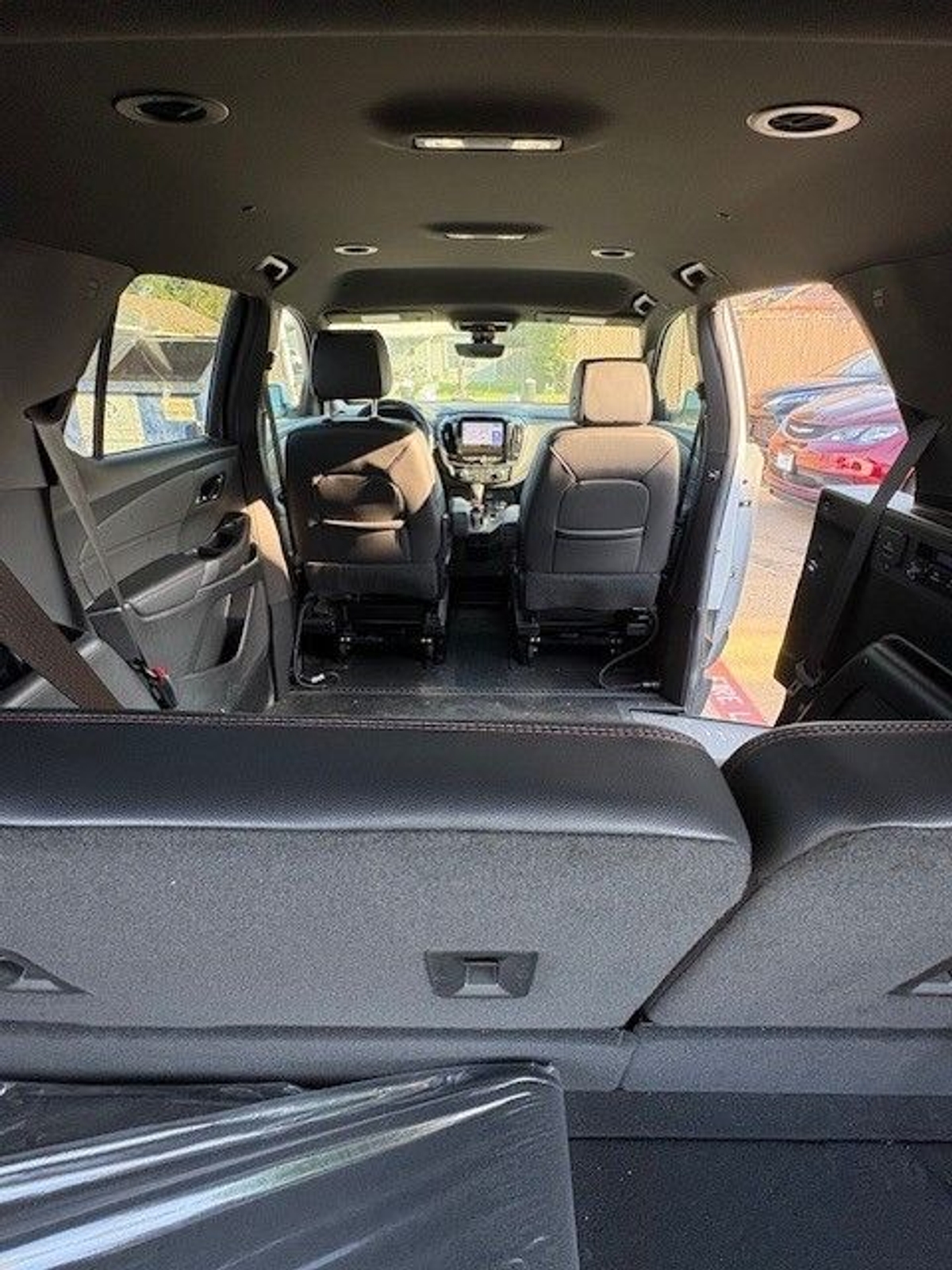 2023 CHEVROLET TRAVERSE - Image 11