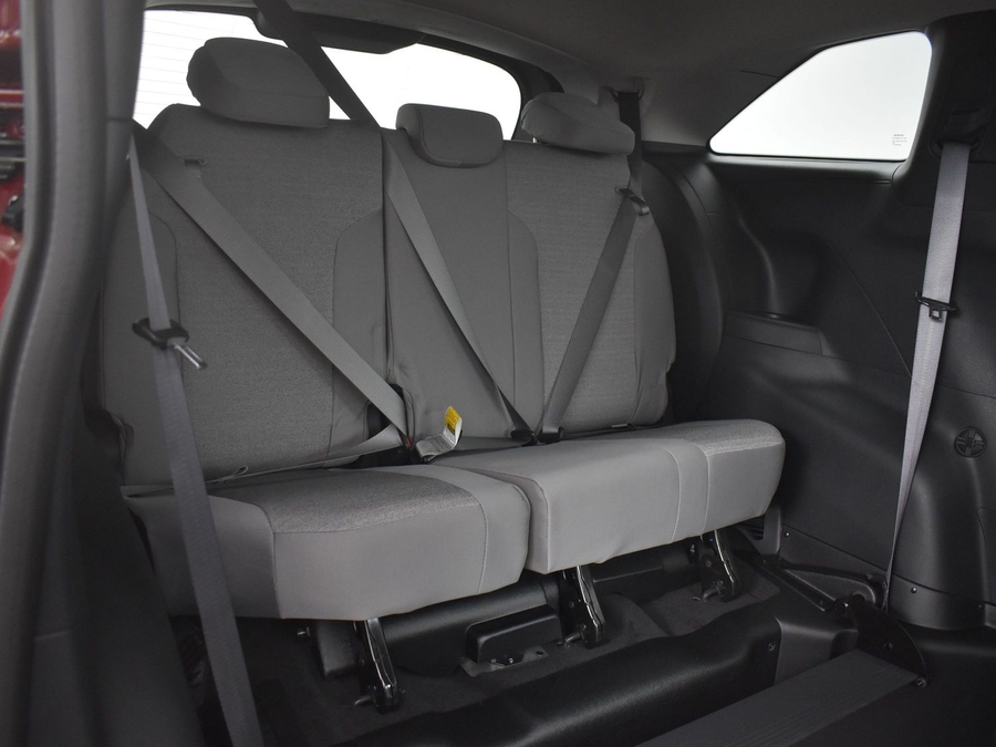 New 2025 Toyota Sienna Hybrid LE - BraunAbility Side Entry Entry Fold Out Automatic Ramp