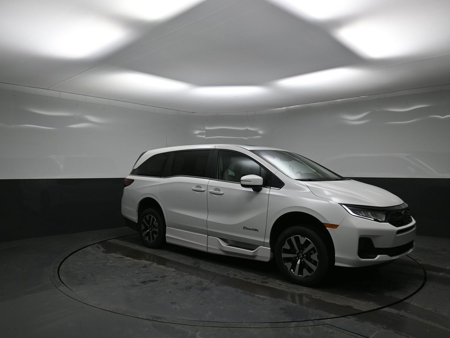 New 2026 Honda Odyssey EX-L - BraunAbility Side Entry Entry In Floor Automatic Ramp
