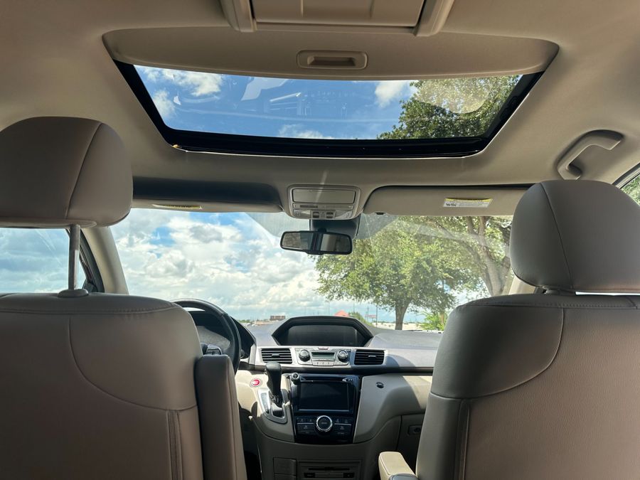 Used 2015 Honda Odyssey EX-L - VMI Side Entry Entry In Floor Automatic Ramp