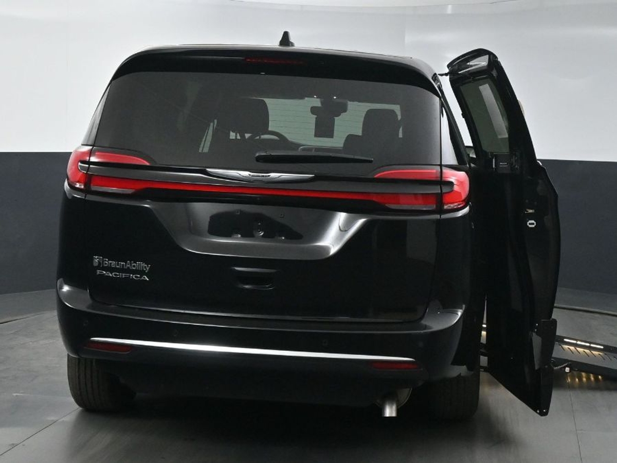 2025 CHRYSLER PACIFICA - Image 7