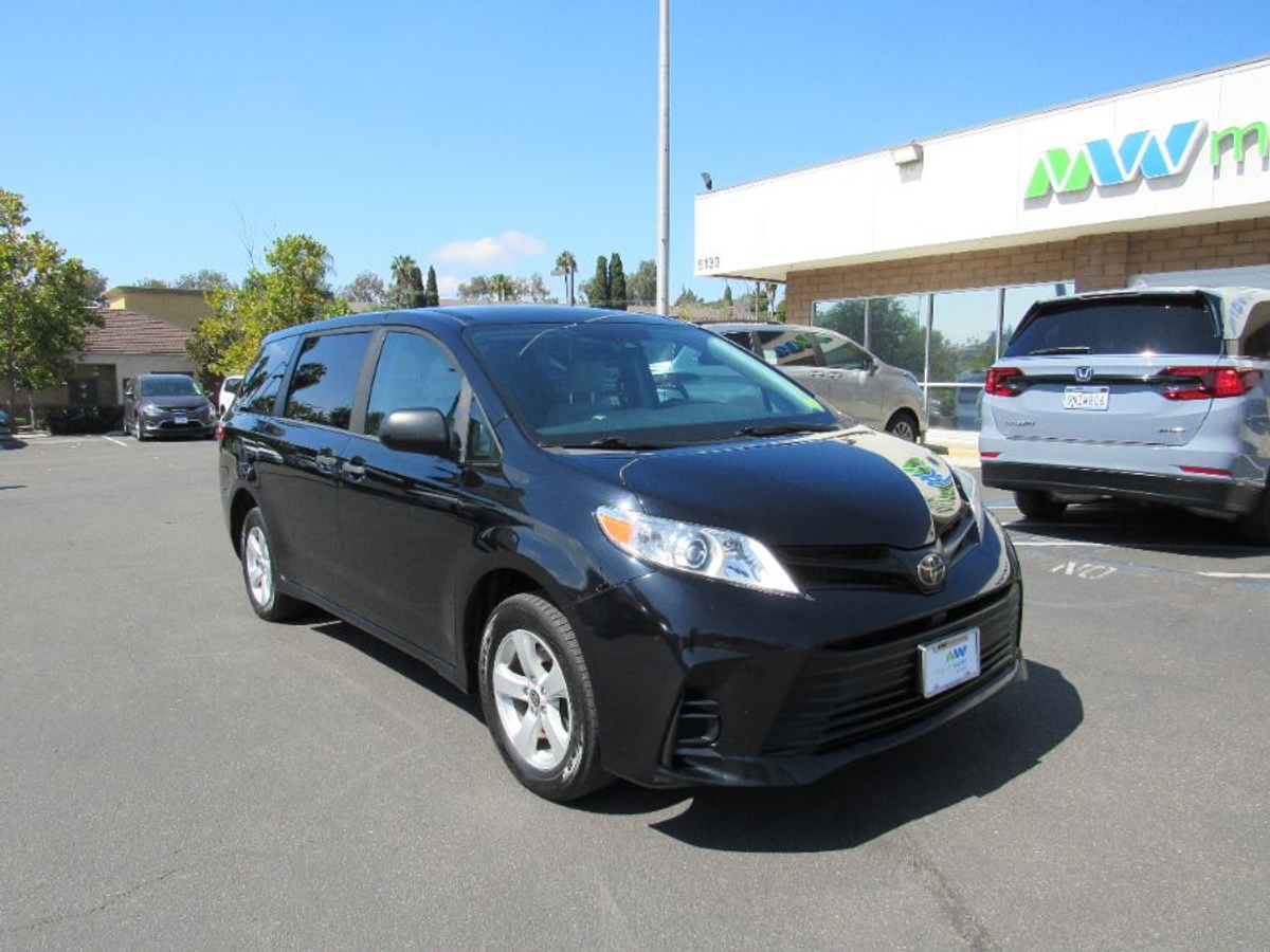 2020 TOYOTA SIENNA - Image 9