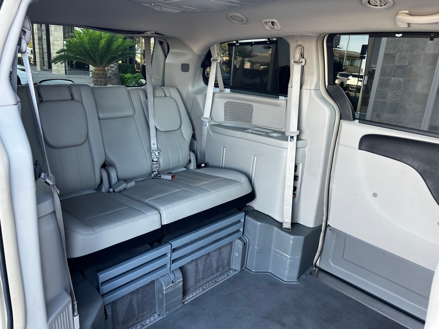 Used 2012 Chrysler Town and Country Touring-L - El Dorado  Entry  Ramp