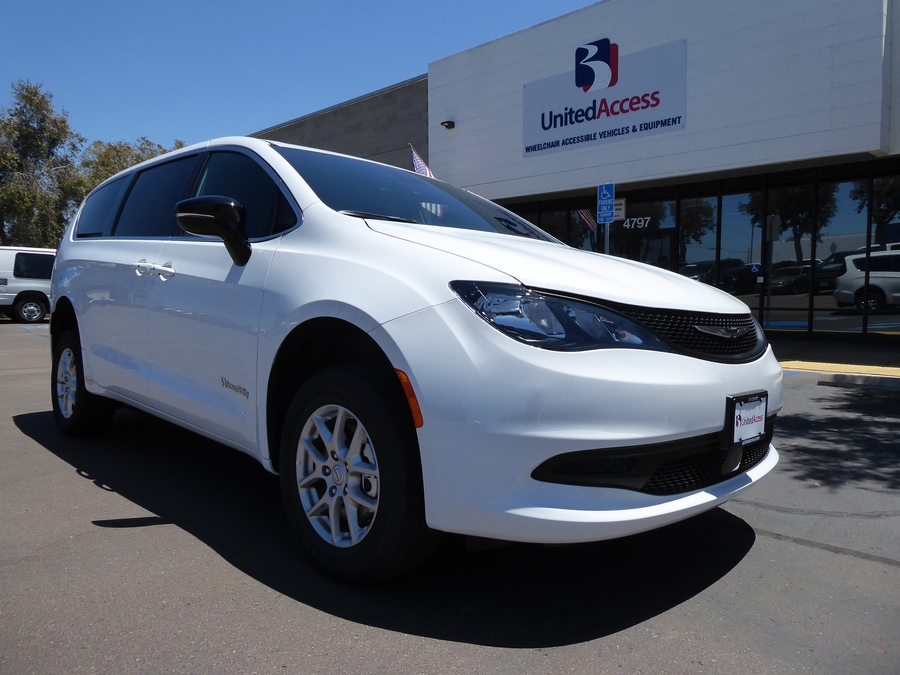 New 2026 Chrysler Voyager LX - BraunAbility Commercial Rear Entry Fold Out Manual Ramp