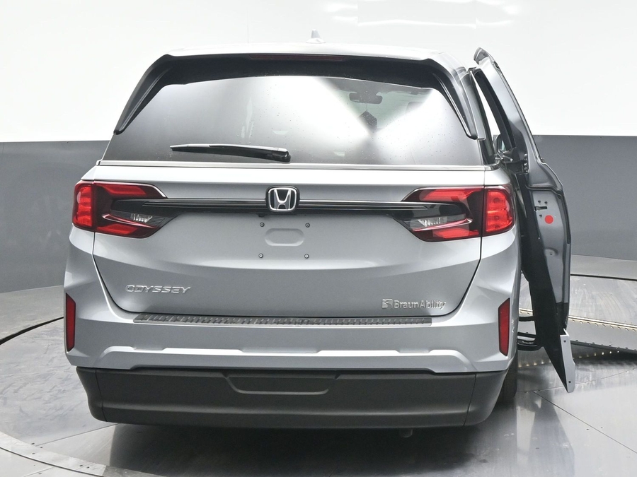New 2026 Honda Odyssey EX-L - BraunAbility Side Entry Entry In Floor Automatic Ramp