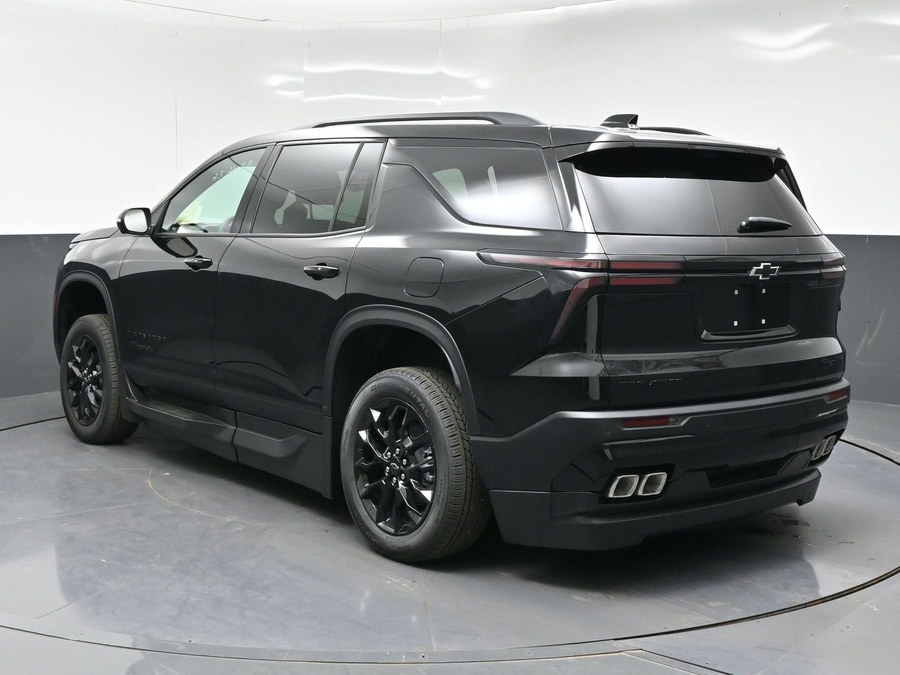 New 2026 Chevrolet Traverse 1LT Midnight - BraunAbility Side Entry In Floor Automatic Ramp