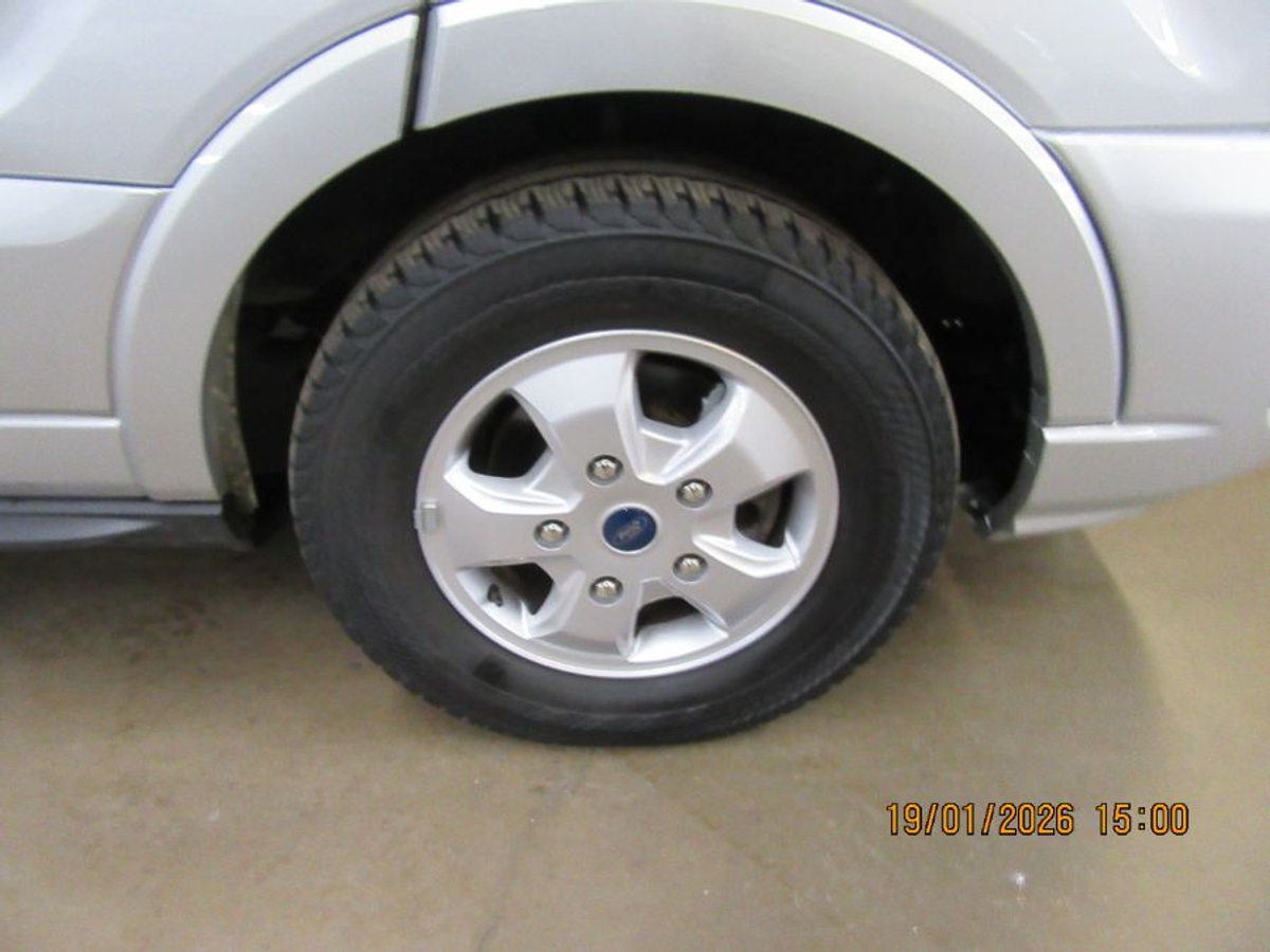 Silver Ford T250 image number 18