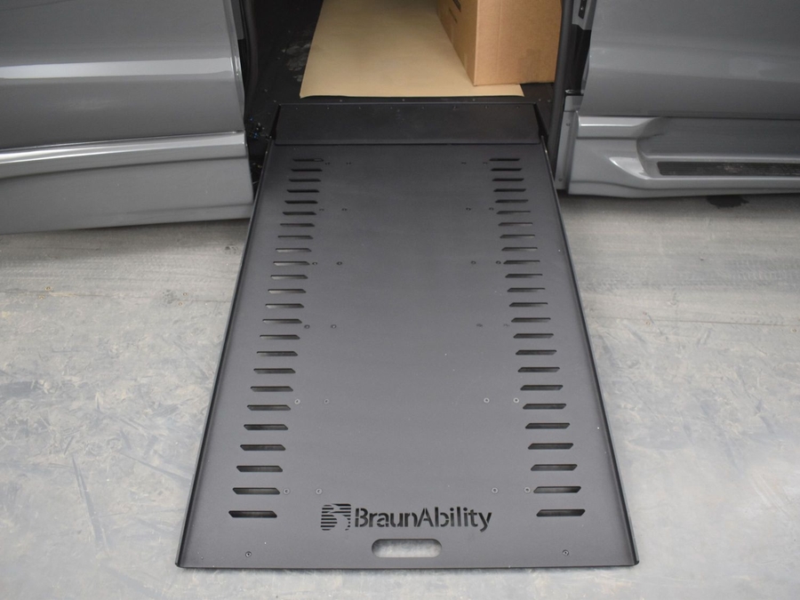 Used 2025 Chrysler Pacifica Select Safety - BraunAbility Side Entry In Floor Automatic Ramp