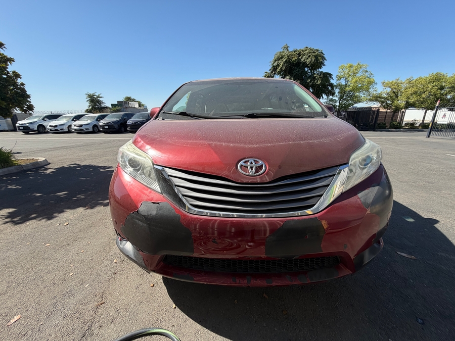 2017 Toyota Sienna XLE Premium - Photo 7
