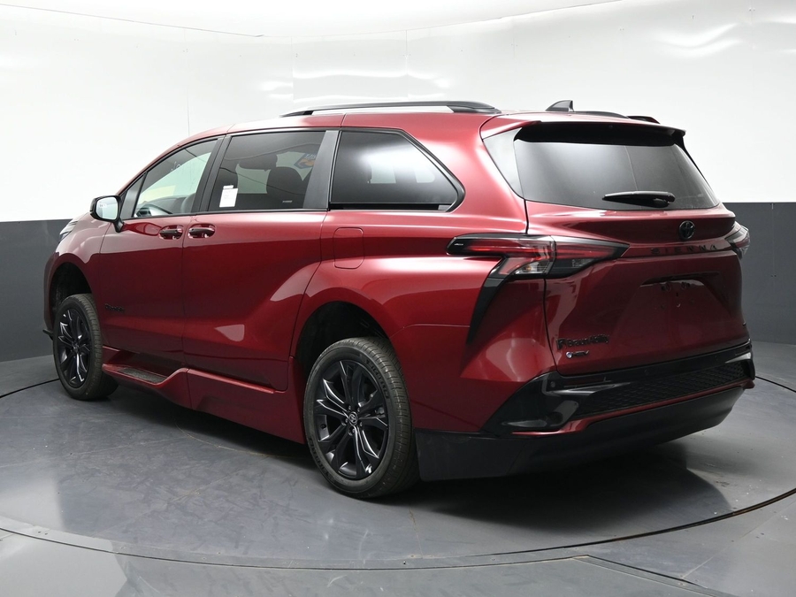 New 2026 Toyota Sienna Hybrid XSE Sport - BraunAbility Side Entry In Floor Automatic Ramp