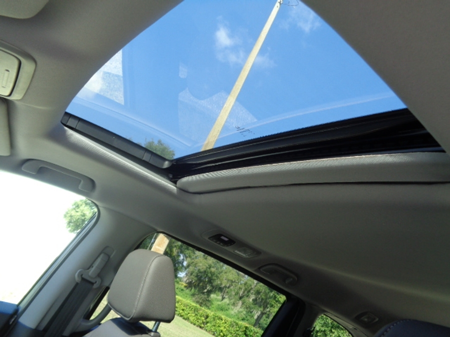 Used 2022 Honda Odyssey EX-L - VMI Side Entry Entry In Floor Automatic Ramp