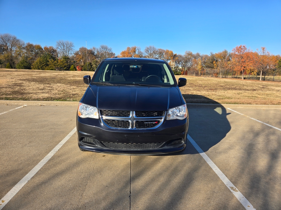 Used 2013 Dodge Grand Caravan  -   Entry  Ramp