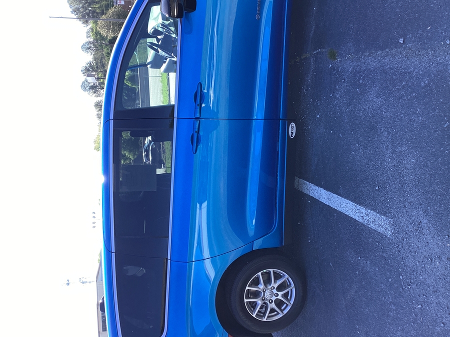 Blue Chrysler Pacifica image number 8