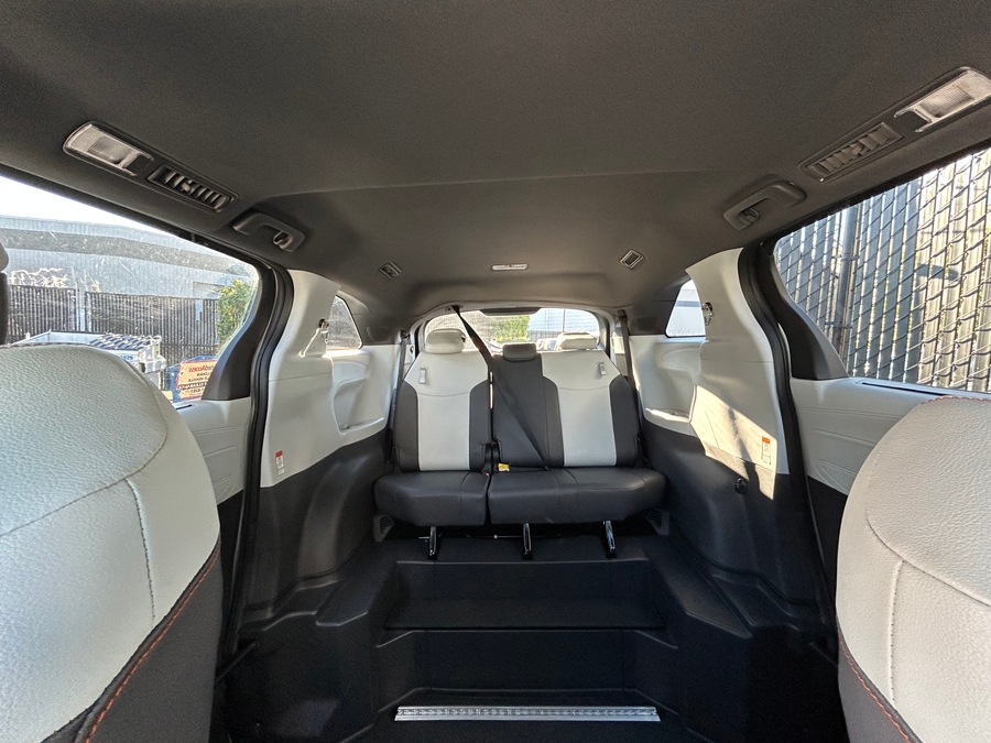 Used 2024 Toyota Sienna Hybrid XSE - VMI Side Entry Entry In Floor Automatic Ramp