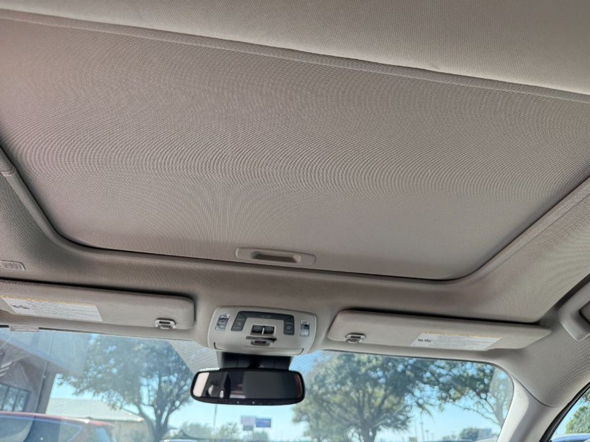 2024 TOYOTA SIENNA - Image 14