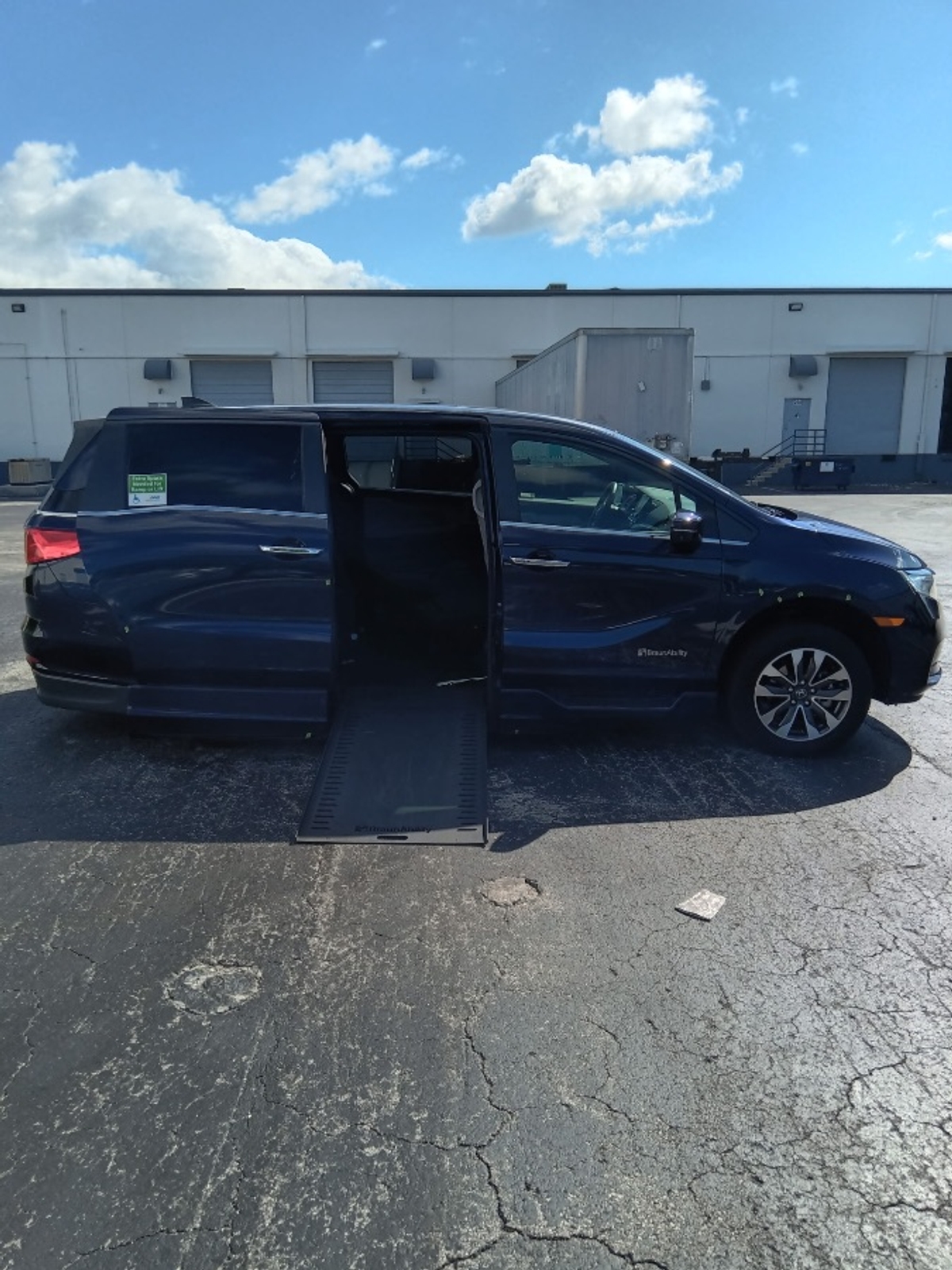 2021 Honda Odyssey EX-L's photo