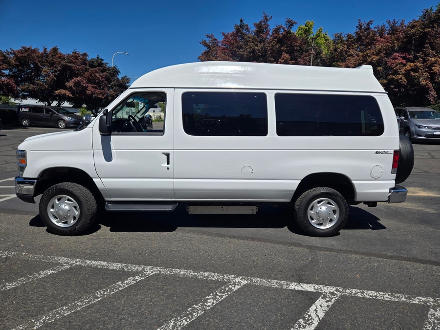 Used 2013 Ford Econoline E-350 SD XLT - OTH Side Entry Lift Automatic Ramp