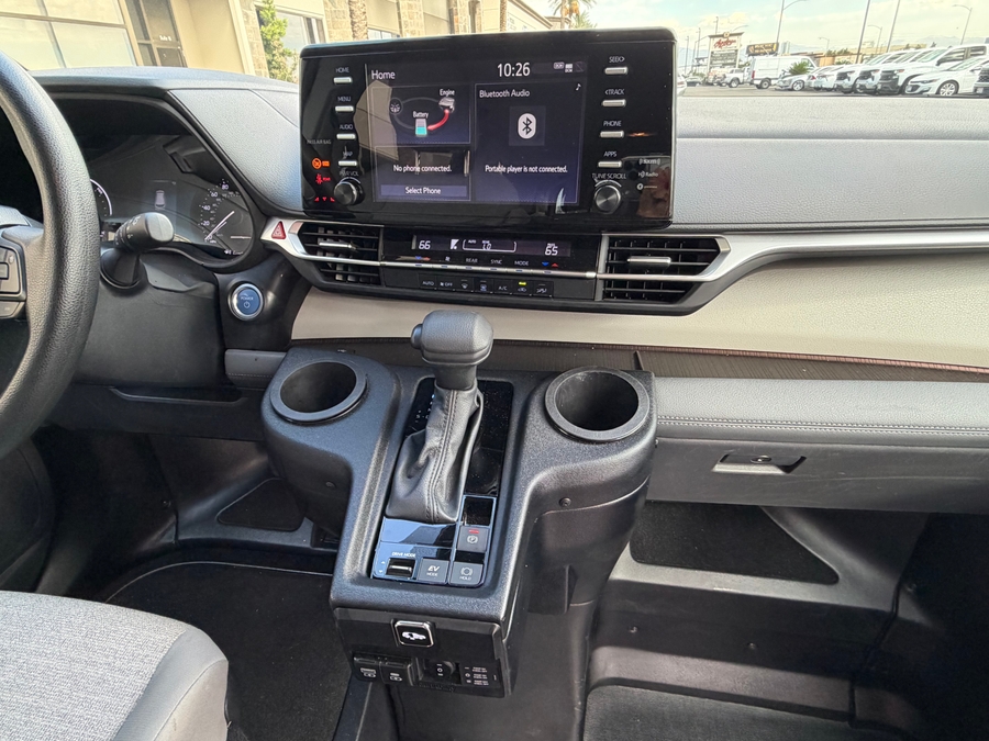 Used 2024 Toyota Sienna Hybrid LE Base - BraunAbility Side Entry Fold Out Automatic Ramp