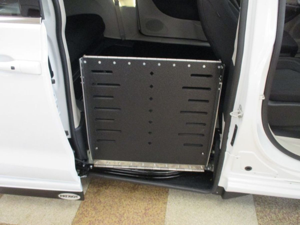 2024 CHRYSLER VOYAGER - Image 6