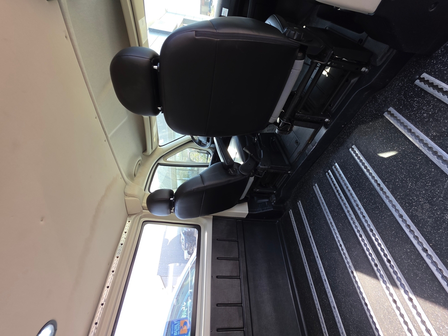 White Ram ProMaster image number 4