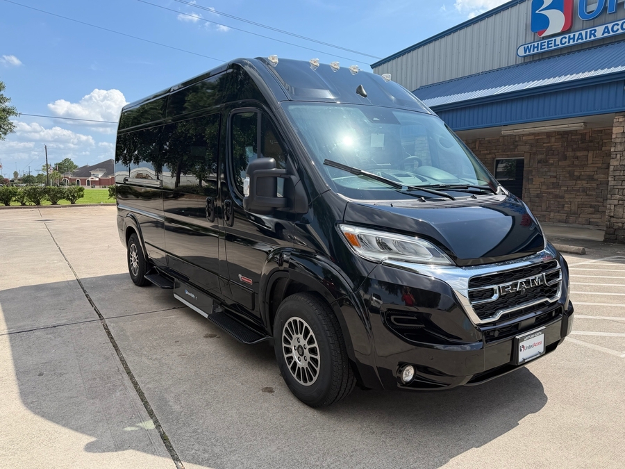 New 2025 Ram ProMaster Tradesman 2500 -  Side Entry Entry Lift Automatic Ramp