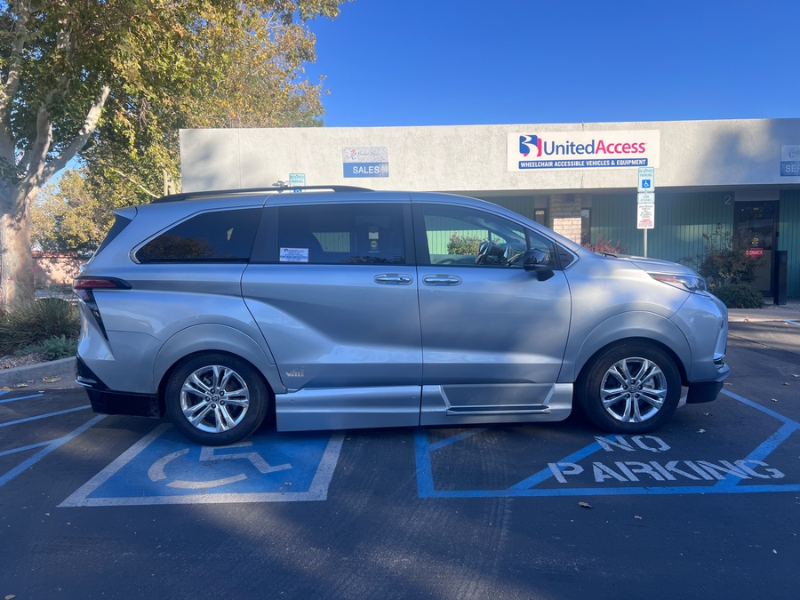 Used 2023 Toyota Sienna Hybrid XSE - VMI Side Entry In Floor Automatic Ramp
