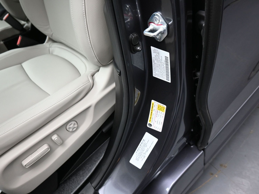 New 2026 Honda Odyssey EX-L - BraunAbility Side Entry Entry In Floor Automatic Ramp