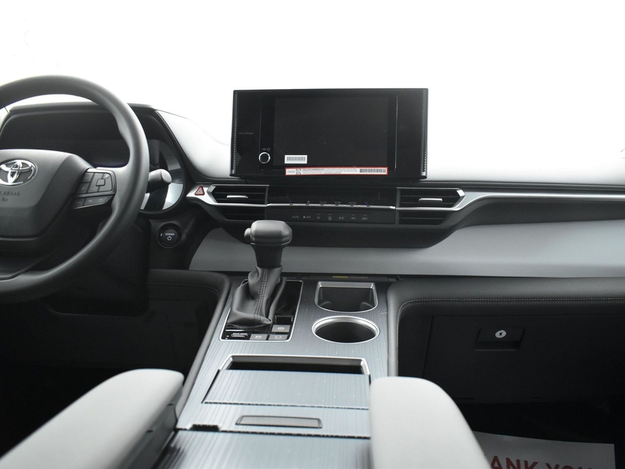 New 2025 Toyota Sienna Hybrid LE - BraunAbility Commercial Rear Entry Entry Fold Out Manual Ramp