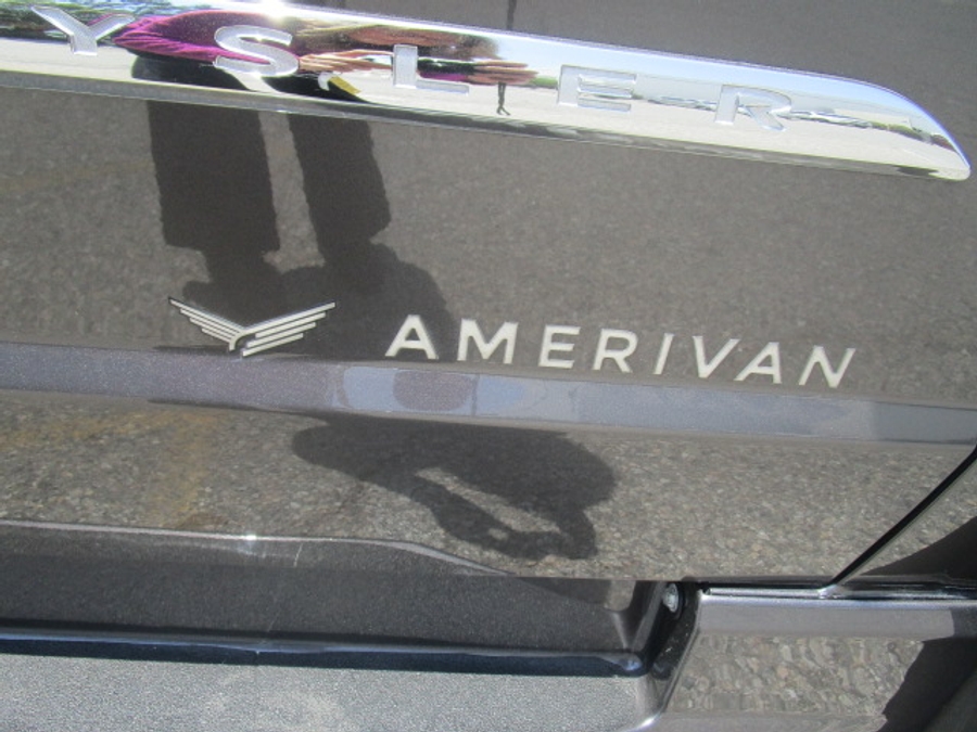 Used 2015 Chrysler Town and Country Touring-L - El Dorado Side Entry Entry Fold Out Automatic Ramp
